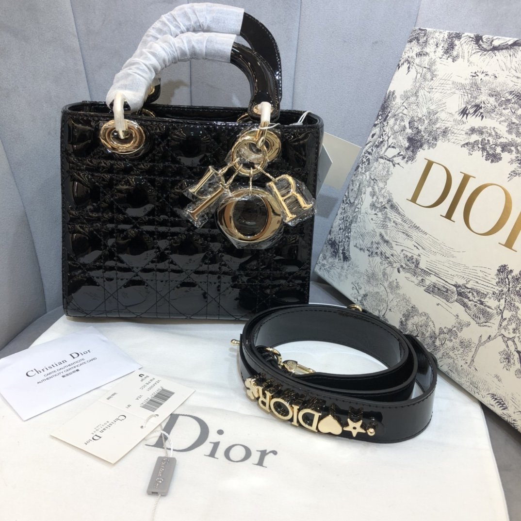 スーパーコピー後払い Dior クリスチャンディオール ハンドバッグ Montaigne ショルダーバッグ St Honoré レディース  実物の写真 N品代引き対応国内発送送料無料安全必ず届く信用できるサイト