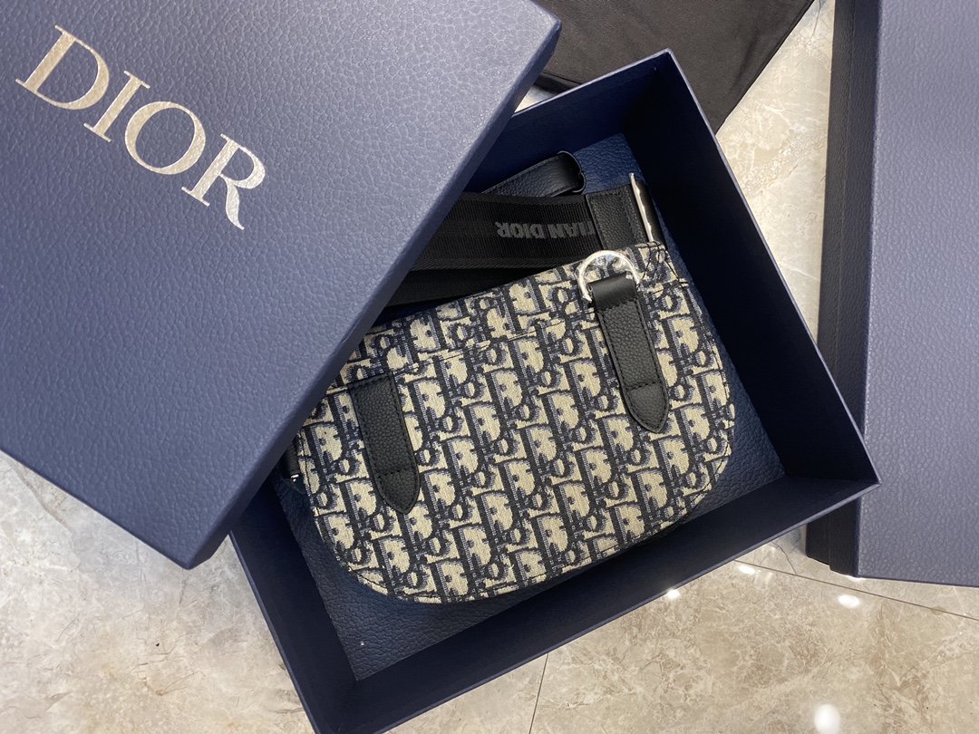 超スーパーコピー後払い Dior クリスチャンディオール バッグ    実物の写真 N品代引き対応国内発送送料無料安全必ず届く信用できるサイト