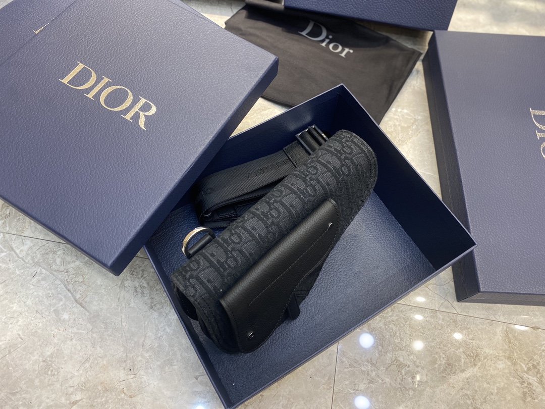 超スーパーコピー後払い Dior クリスチャンディオール バッグ    実物の写真 N品代引き対応国内発送送料無料安全必ず届く信用できるサイト