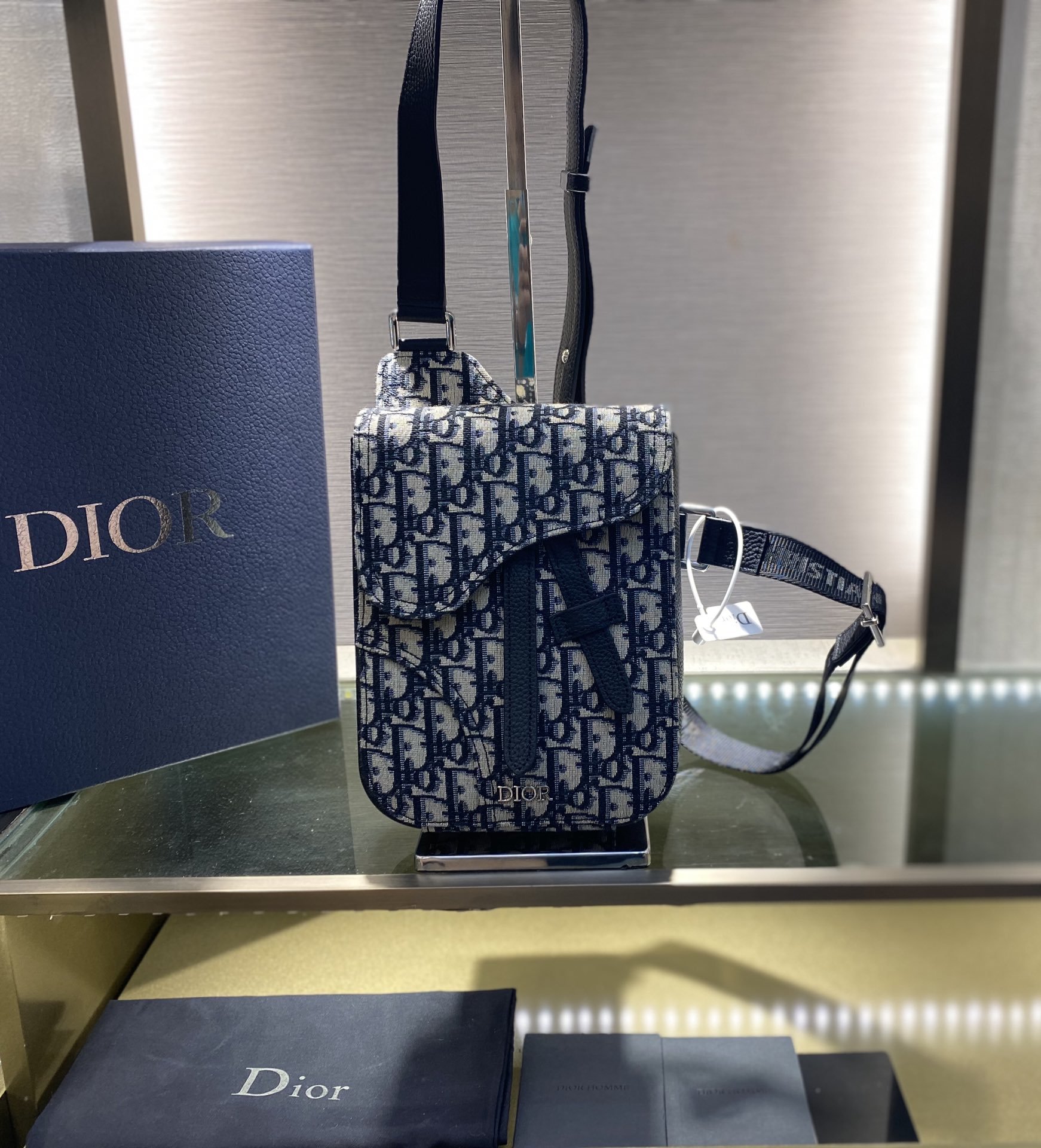 超スーパーコピー後払い Dior クリスチャンディオール バッグ    実物の写真 N品代引き対応国内発送送料無料安全必ず届く信用できるサイト