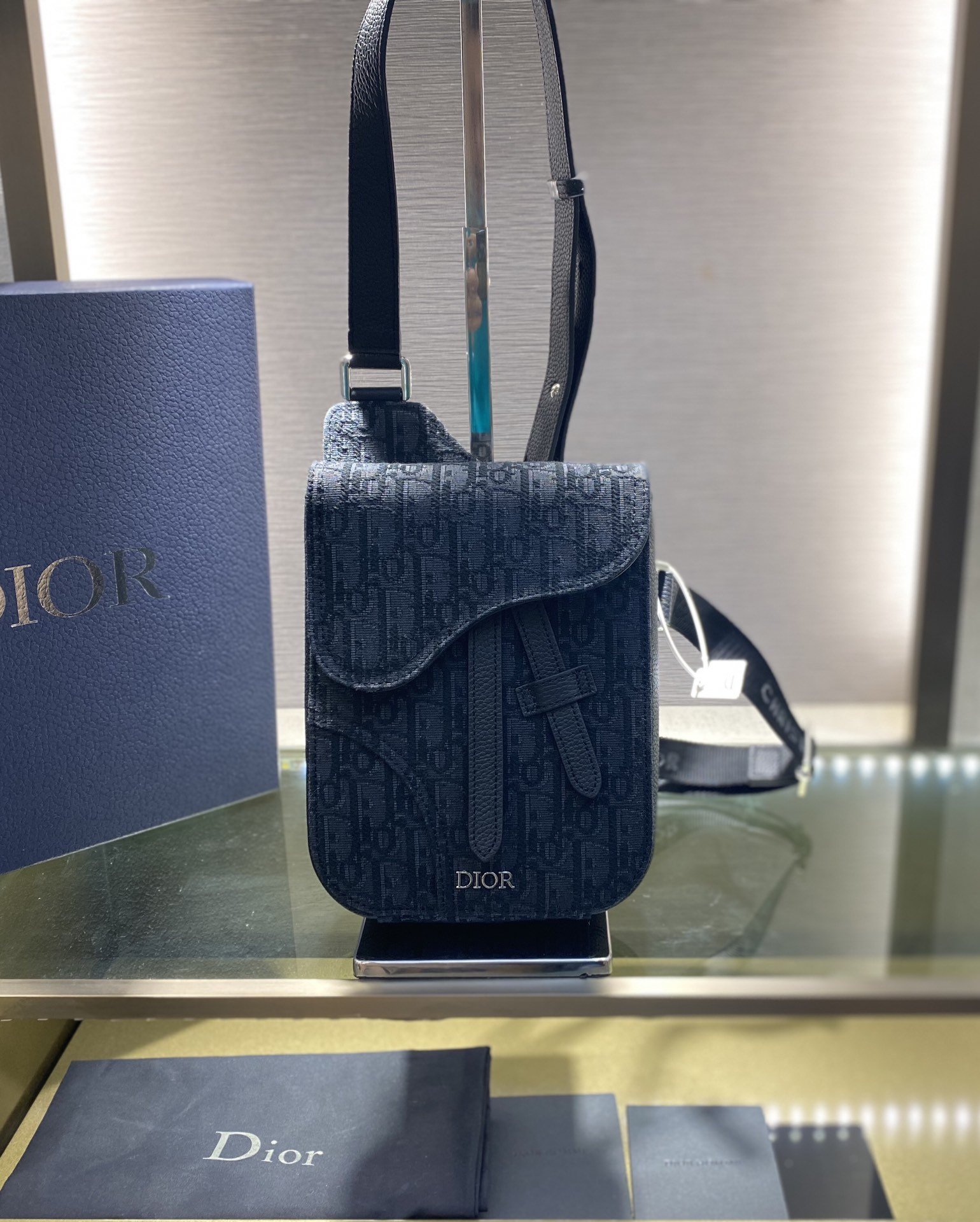 超スーパーコピー後払い Dior クリスチャンディオール バッグ    実物の写真 N品代引き対応国内発送送料無料安全必ず届く信用できるサイト