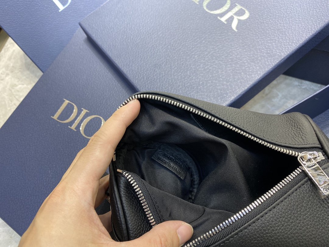 スーパーコピー後払い Dior クリスチャンディオール バッグ  実物の写真 N品代引き対応国内発送送料無料安全必ず届く信用できるサイト