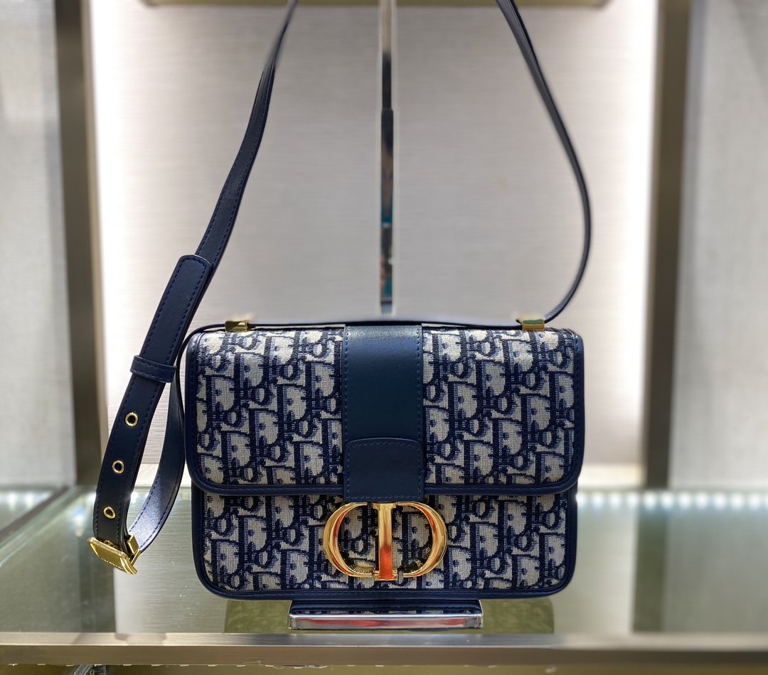 スーパーコピー後払い Dior クリスチャンディオール バッグ  実物の写真 N品代引き対応国内発送送料無料安全必ず届く信用できるサイト