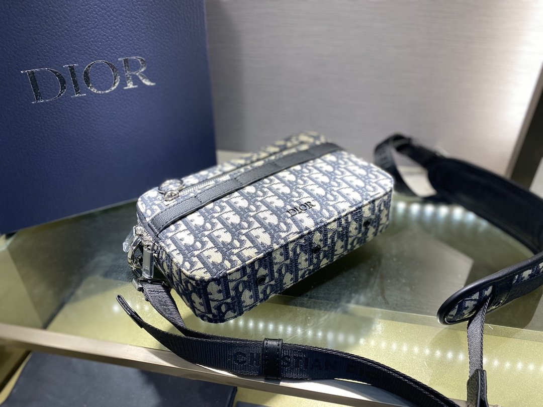 超スーパーコピー後払い Dior クリスチャンディオール バッグ    実物の写真 N品代引き対応国内発送送料無料安全必ず届く信用できるサイト