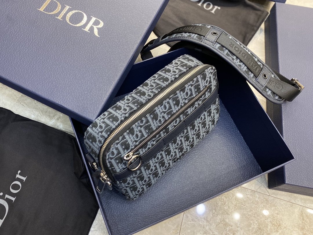 超スーパーコピー後払い Dior クリスチャンディオール バッグ    実物の写真 N品代引き対応国内発送送料無料安全必ず届く信用できるサイト