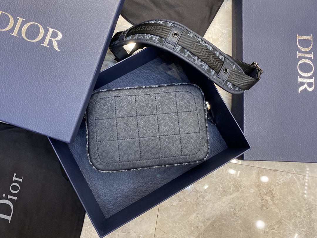 超スーパーコピー後払い Dior クリスチャンディオール バッグ    実物の写真 N品代引き対応国内発送送料無料安全必ず届く信用できるサイト