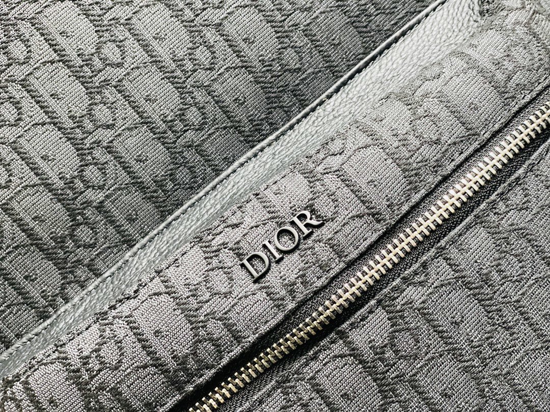 スーパーコピー後払い Dior クリスチャンディオール バッグ  実物の写真 N品代引き対応国内発送送料無料安全必ず届く信用できるサイト