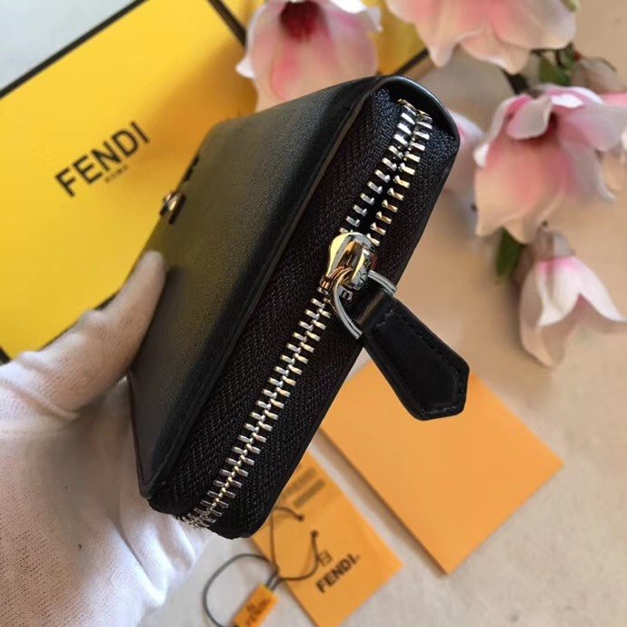 スーパーコピー代引き対応 fendi フェンディ財布 実物の写真 N品後払い国内発送送料無料安全必ず届く信用できるサイト