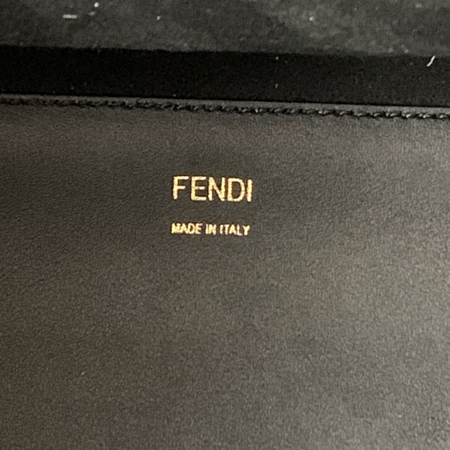 スーパーコピー代引き対応 fendi フェンディ バッグ 実物の写真 N品後払い国内発送送料無料安全必ず届く信用できるサイト