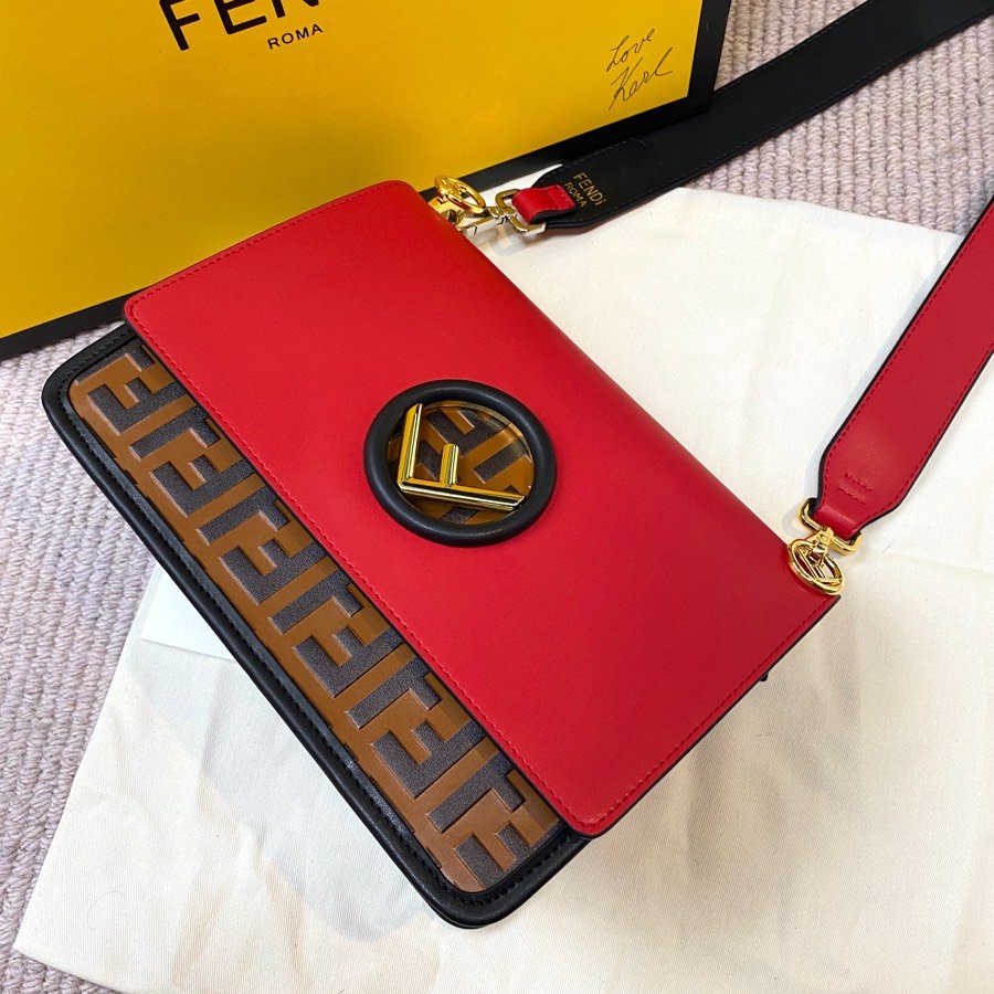 スーパーコピー代引き対応 fendi フェンディ バッグ 実物の写真 N品後払い国内発送送料無料安全必ず届く信用できるサイト