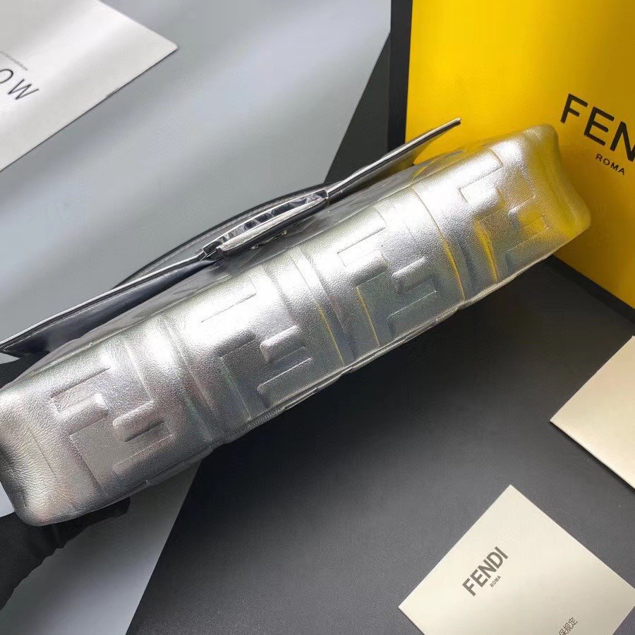 スーパーコピー代引き対応 fendi フェンディ バッグ 実物の写真 N品後払い国内発送送料無料安全必ず届く信用できるサイト