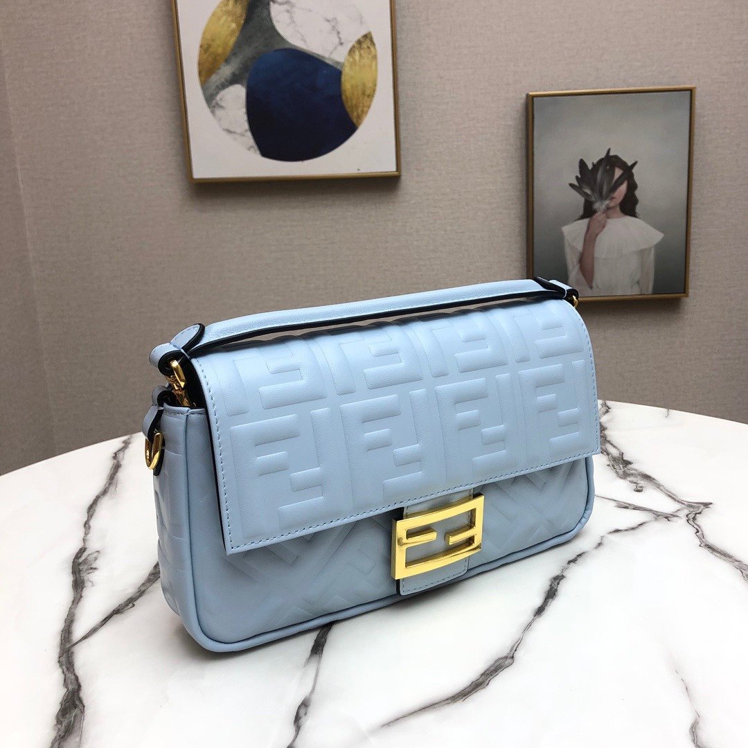 スーパーコピー代引き対応 fendi フェンディ バッグ 実物の写真 N品後払い国内発送送料無料安全必ず届く信用できるサイト