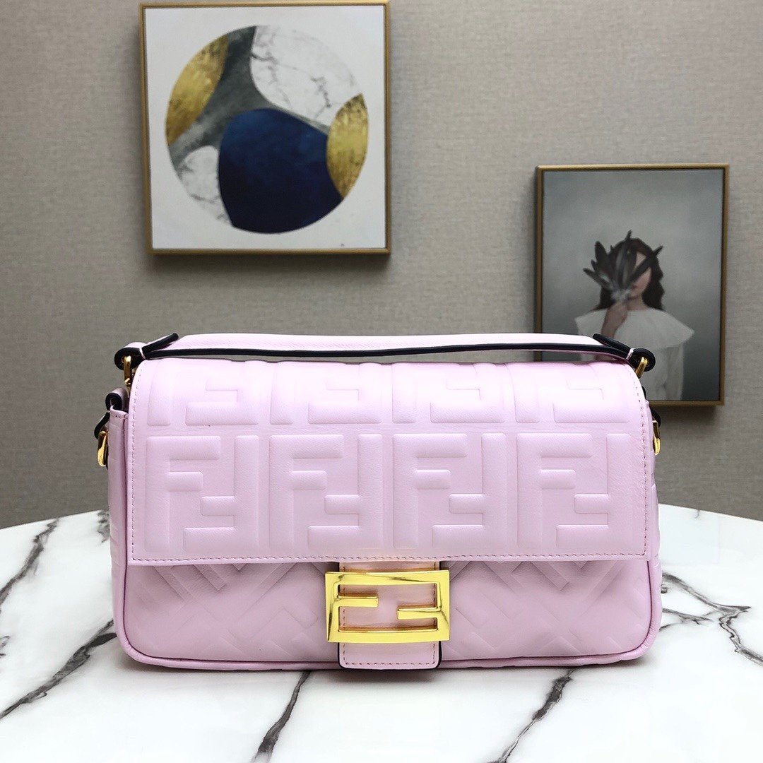 スーパーコピー代引き対応 fendi フェンディ バッグ 実物の写真 N品後払い国内発送送料無料安全必ず届く信用できるサイト