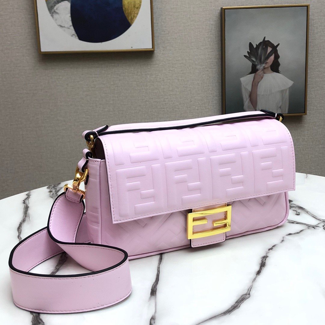 スーパーコピー代引き対応 fendi フェンディ バッグ 実物の写真 N品後払い国内発送送料無料安全必ず届く信用できるサイト