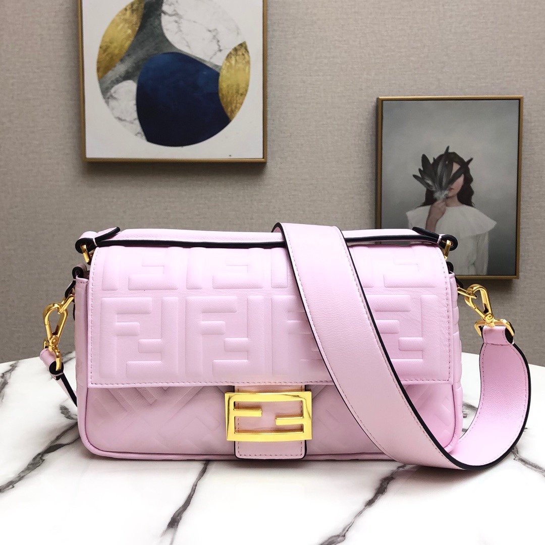 スーパーコピー代引き対応 fendi フェンディ バッグ 実物の写真 N品後払い国内発送送料無料安全必ず届く信用できるサイト