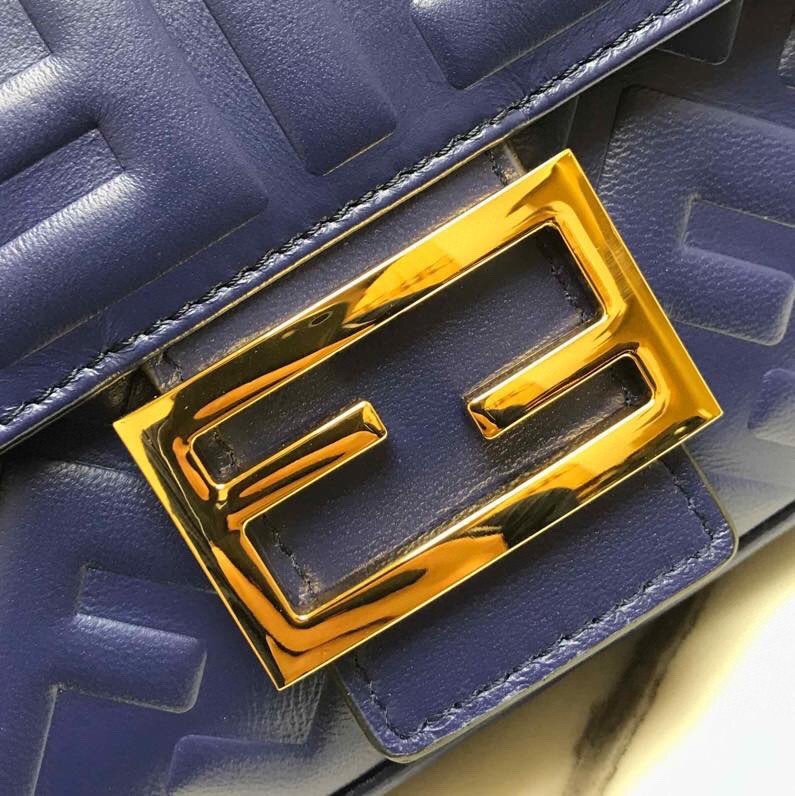 スーパーコピー代引き対応 fendi フェンディ バッグ 実物の写真 N品後払い国内発送送料無料安全必ず届く信用できるサイト