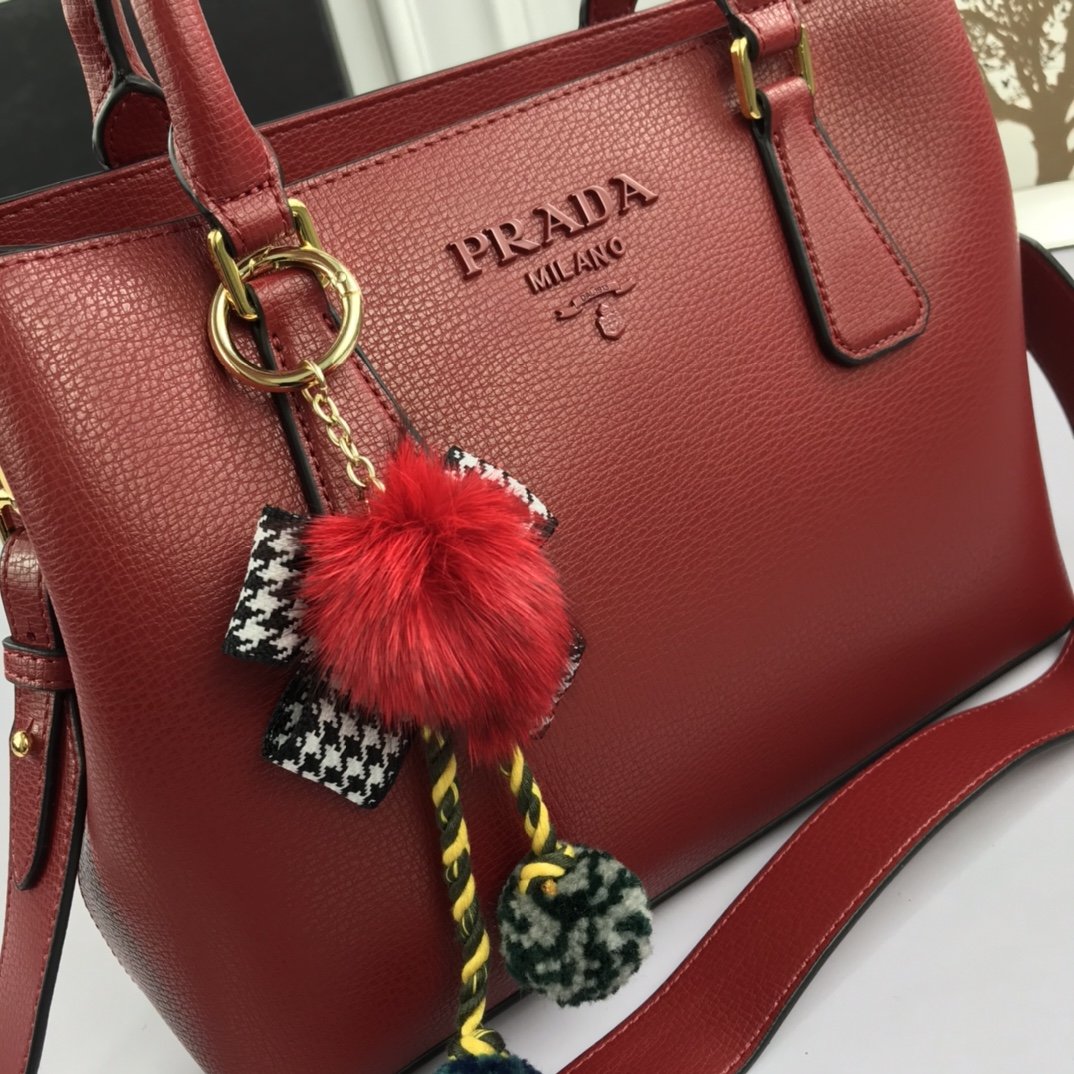 送料無料 Prada プラダ  バッグ 実物の写真 スーパーコピーバッグN品代引き対応国内発送後払い安全必ず届く信用できるサイト