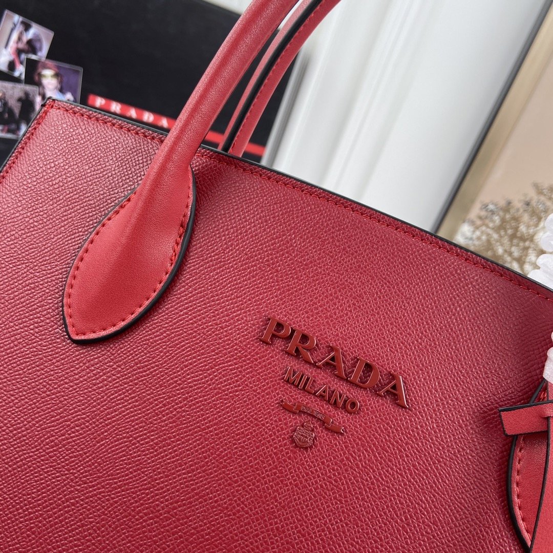 送料無料 Prada プラダ  バッグ 実物の写真 スーパーコピーバッグN品代引き対応国内発送後払い安全必ず届く信用できるサイト