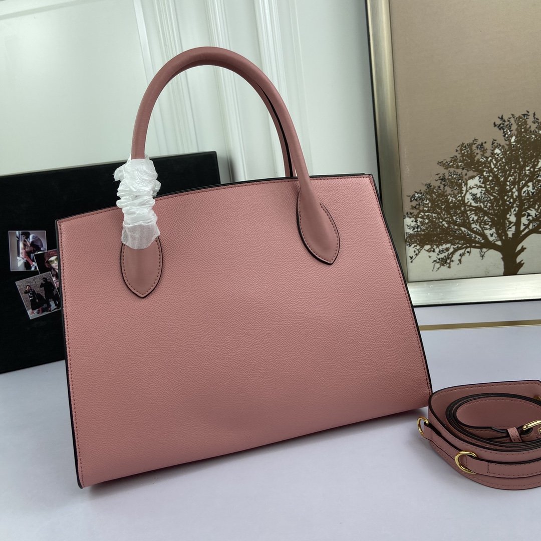 送料無料 Prada プラダ  バッグ 実物の写真 スーパーコピーバッグN品代引き対応国内発送後払い安全必ず届く信用できるサイト