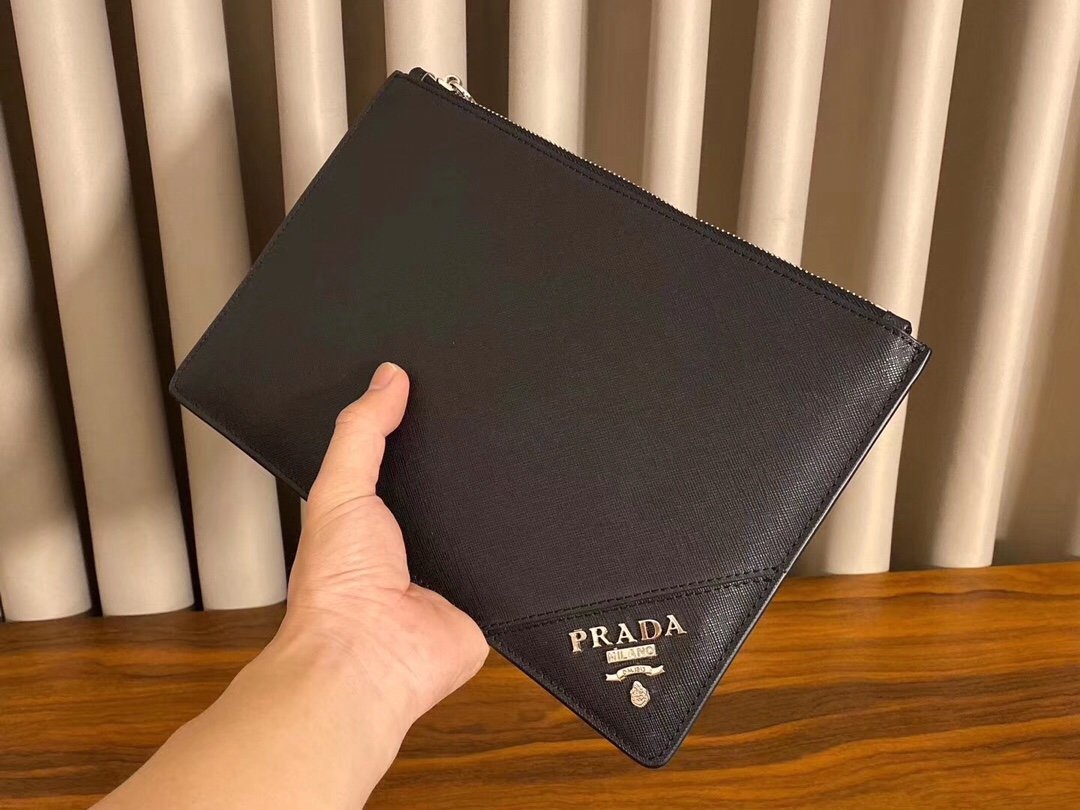 送料無料 Prada プラダ  バッグ 実物の写真 スーパーコピーバッグN品代引き対応国内発送後払い安全必ず届く信用できるサイト