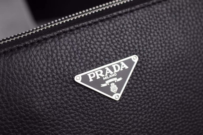 送料無料 Prada プラダ  バッグ 実物の写真 スーパーコピーバッグN品代引き対応国内発送後払い安全必ず届く信用できるサイト