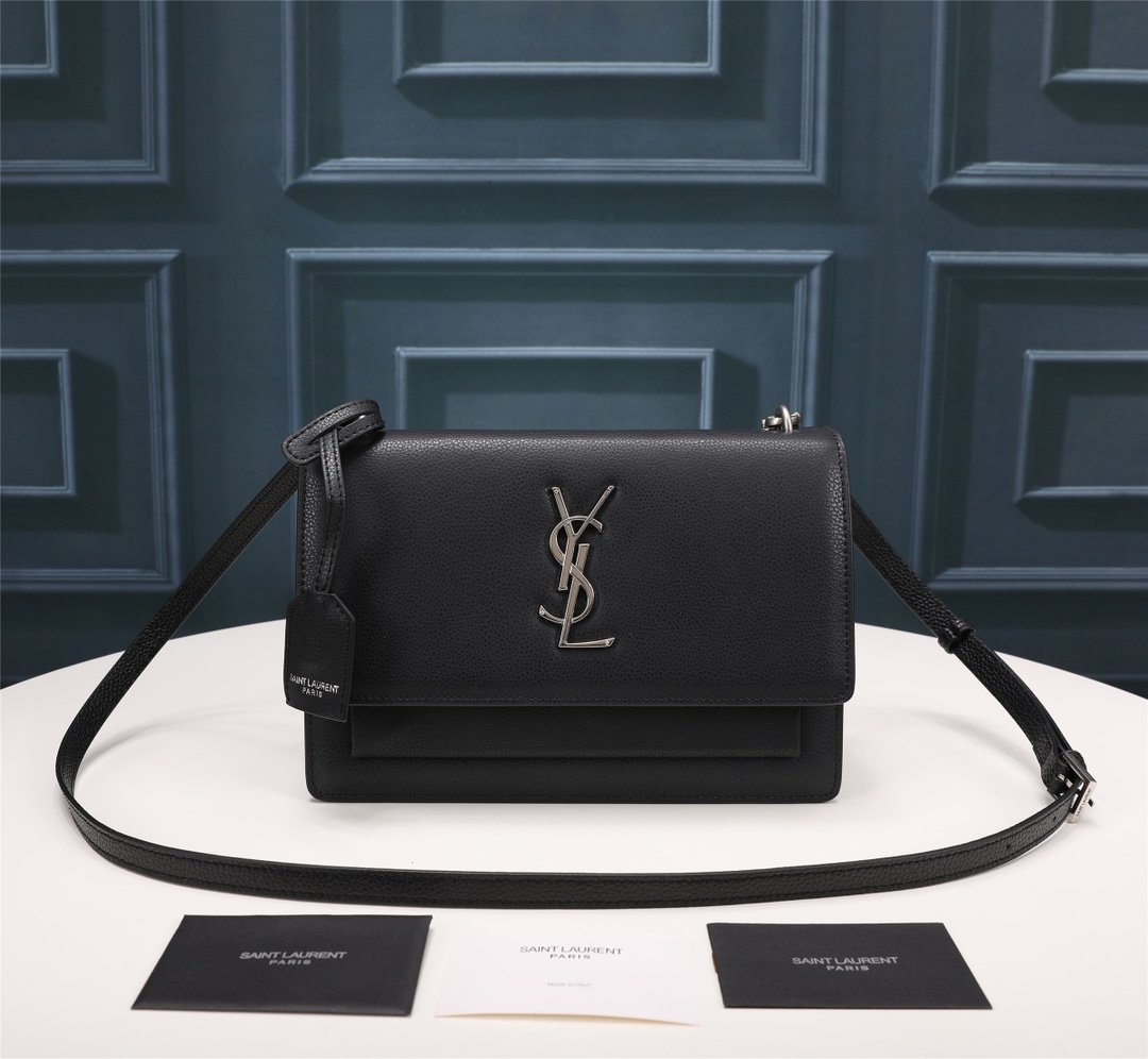 スーパーコピー代引き対応 YSL イヴサンローラン バッグ 実物の写真 N品後払い国内発送送料無料安全必ず届く信用できるサイト