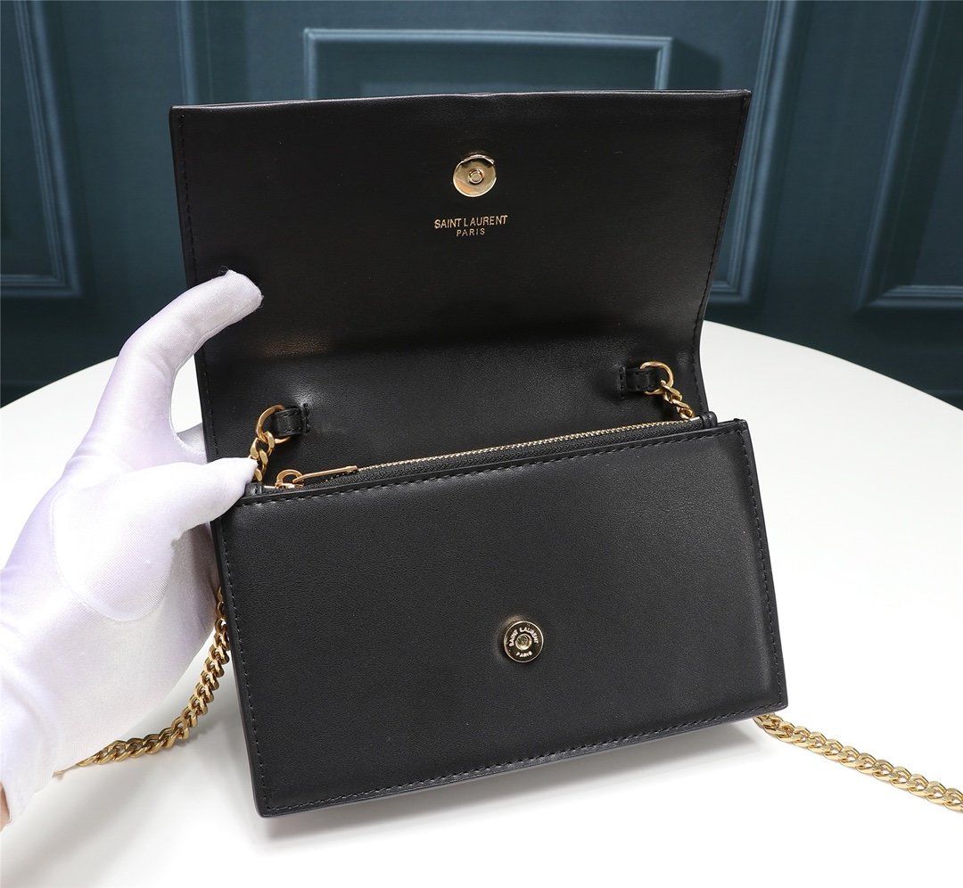 スーパーコピー代引き対応 YSL イヴサンローラン バッグ 実物の写真 N品後払い国内発送送料無料安全必ず届く信用できるサイト
