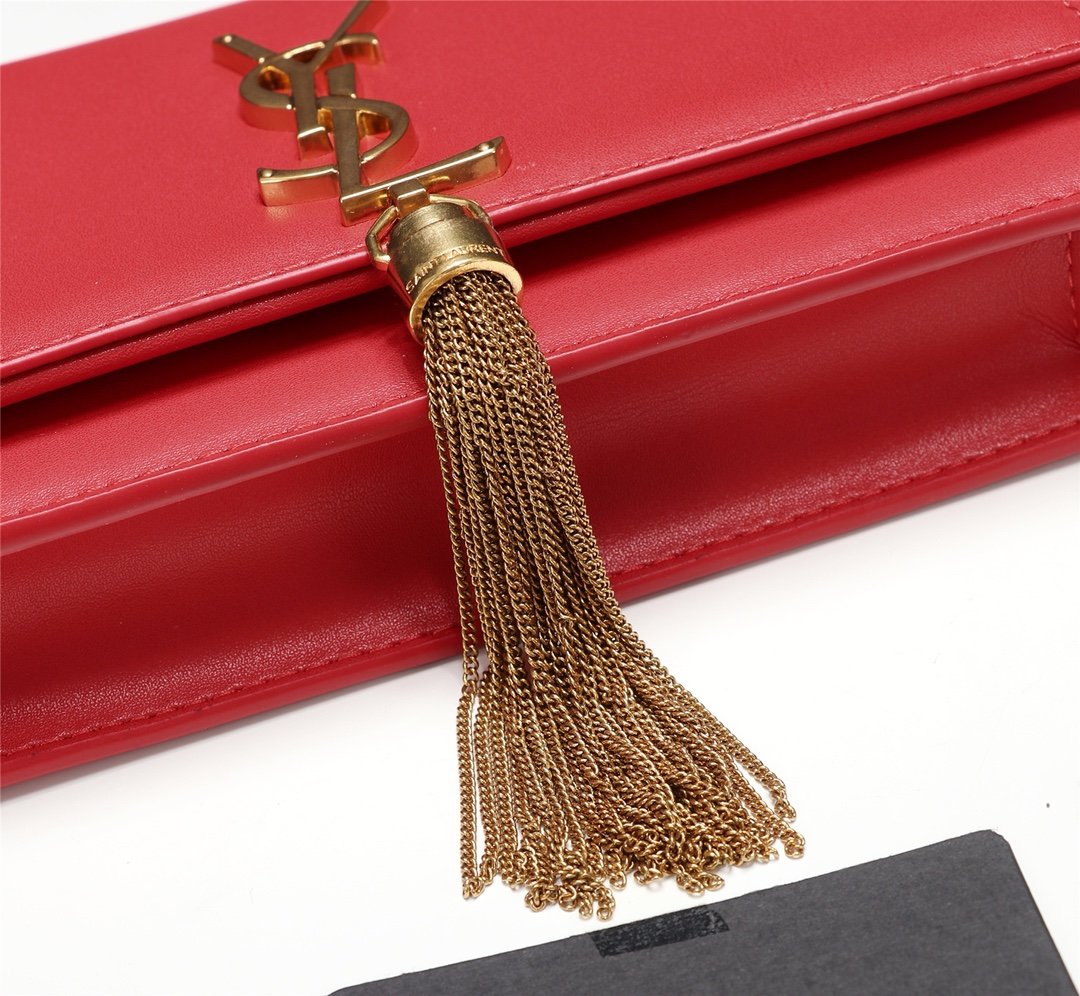 スーパーコピー代引き対応 YSL イヴサンローラン バッグ 実物の写真 N品後払い国内発送送料無料安全必ず届く信用できるサイト