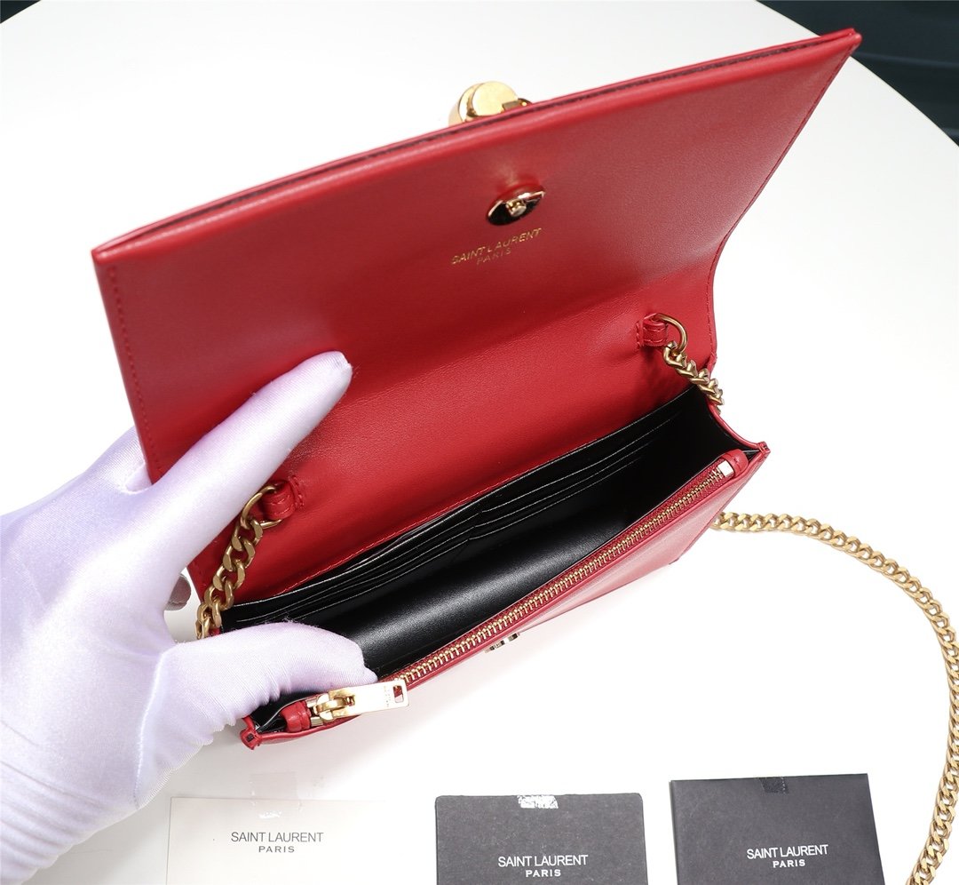 スーパーコピー代引き対応 YSL イヴサンローラン バッグ 実物の写真 N品後払い国内発送送料無料安全必ず届く信用できるサイト