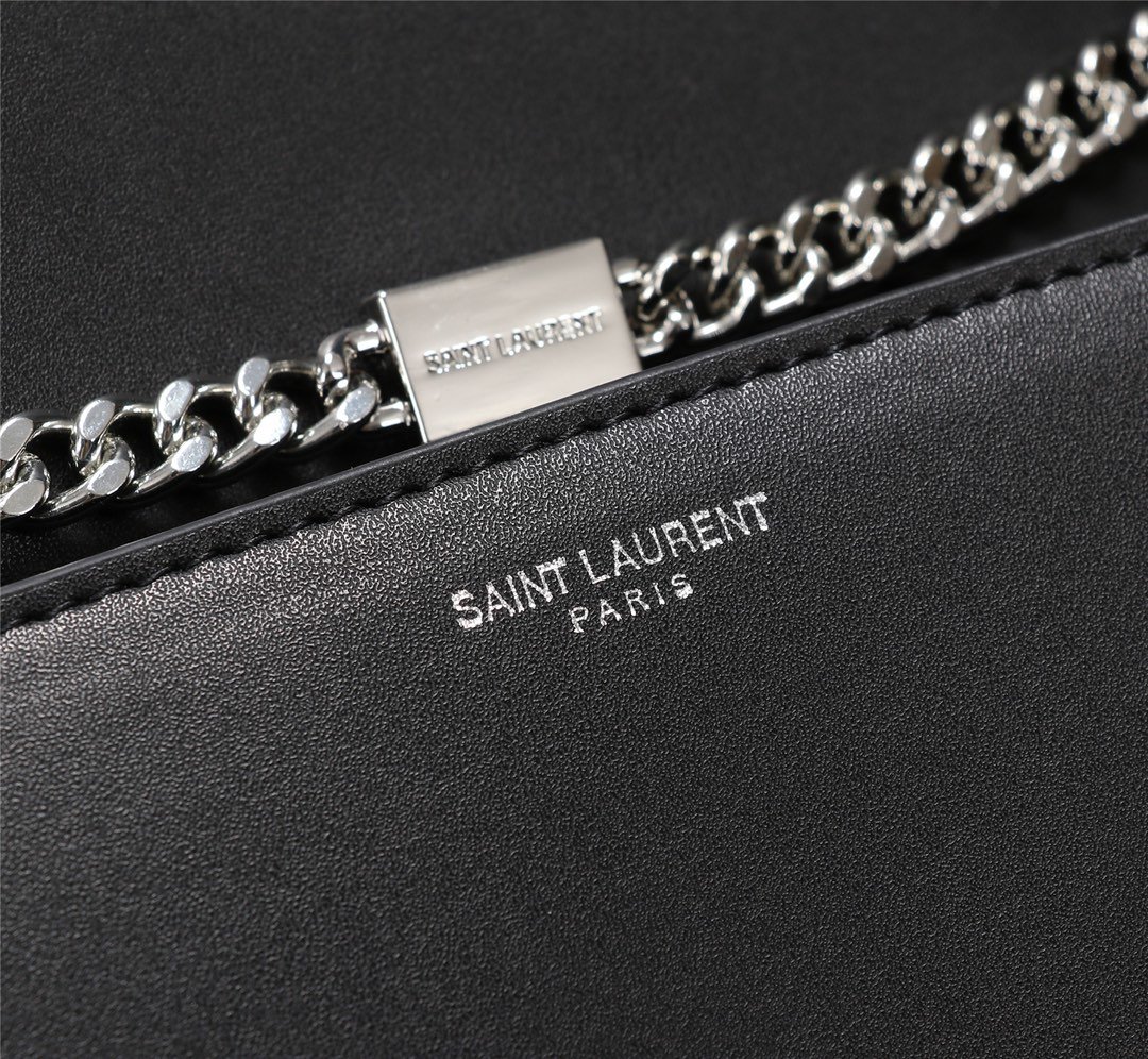 スーパーコピー代引き対応 YSL イヴサンローラン バッグ 実物の写真 N品後払い国内発送送料無料安全必ず届く信用できるサイト