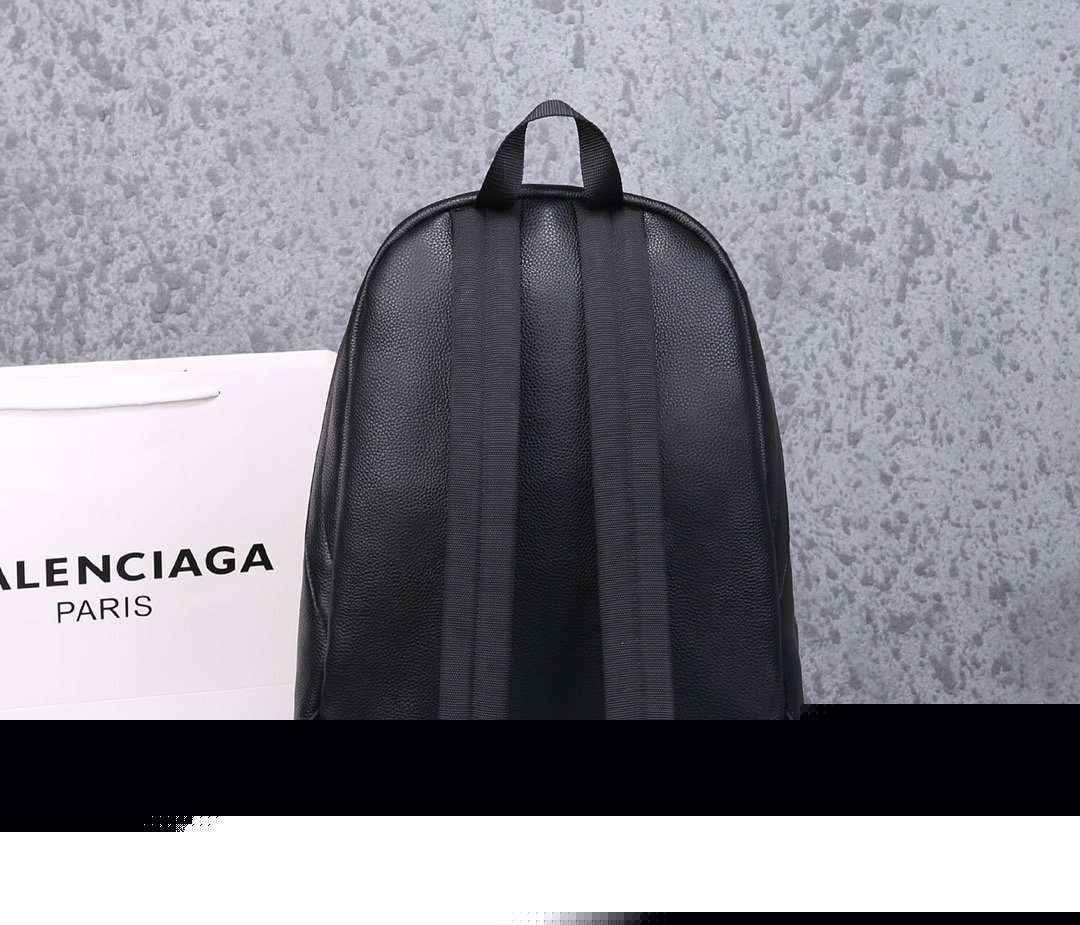 超スーパーコピー後払い国内発送 Balenciaga バレンシアガ バッグ 実物の写真 N品代引き対応送料無料安全必ず届く信用できるサイト