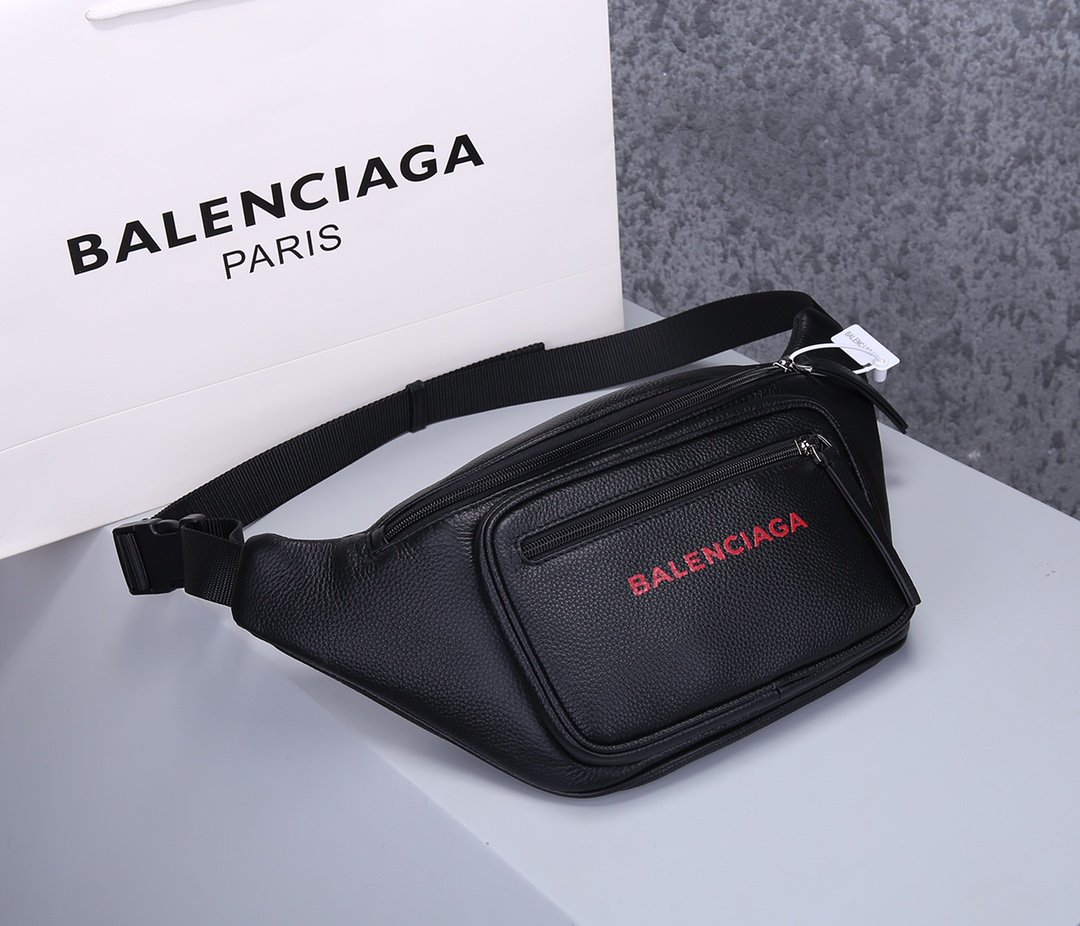 超スーパーコピー後払い国内発送 Balenciaga バレンシアガ バッグ 実物の写真 N品代引き対応送料無料安全必ず届く信用できるサイト