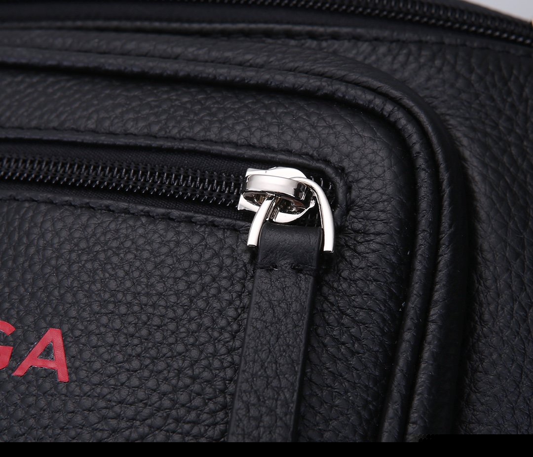 超スーパーコピー後払い国内発送 Balenciaga バレンシアガ バッグ 実物の写真 N品代引き対応送料無料安全必ず届く信用できるサイト