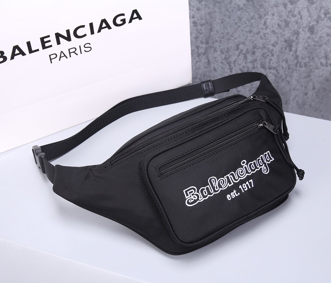 超スーパーコピー後払い国内発送 Balenciaga バレンシアガ バッグ 実物の写真 N品代引き対応送料無料安全必ず届く信用できるサイト