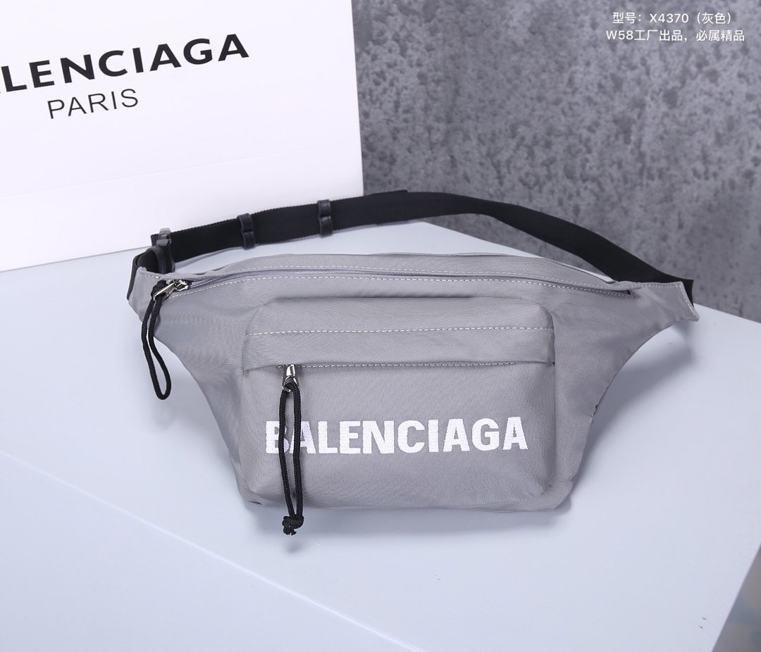 超スーパーコピー後払い国内発送 Balenciaga バレンシアガ バッグ 実物の写真 N品代引き対応送料無料安全必ず届く信用できるサイト