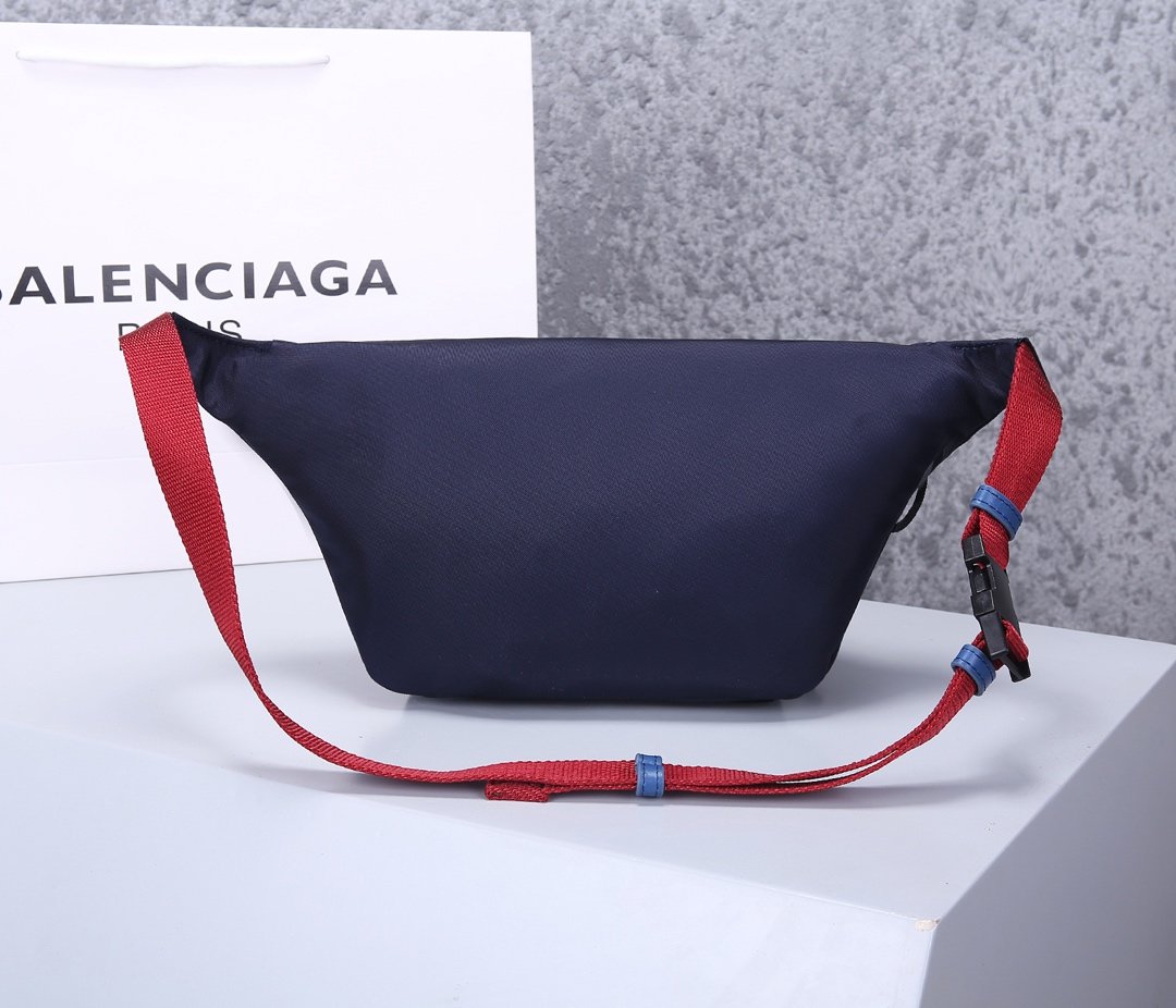 超スーパーコピー後払い国内発送 Balenciaga バレンシアガ バッグ 実物の写真 N品代引き対応送料無料安全必ず届く信用できるサイト