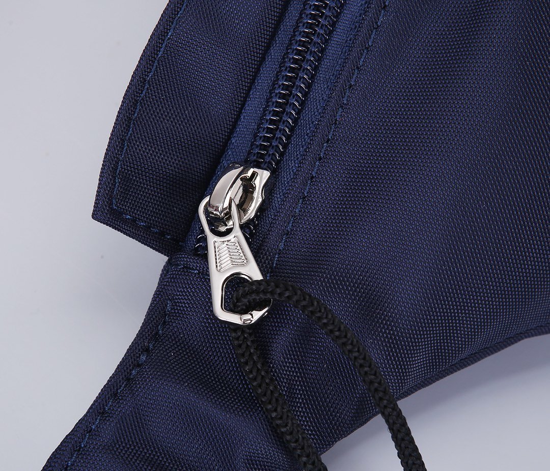 超スーパーコピー後払い国内発送 Balenciaga バレンシアガ バッグ 実物の写真 N品代引き対応送料無料安全必ず届く信用できるサイト