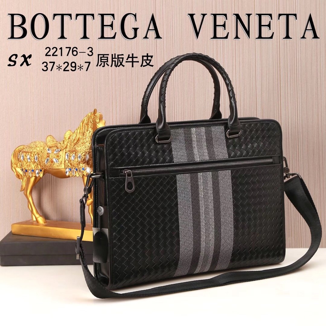 スーパーコピー代引き対応 ボッテガ・ヴェネタ  Bottega Veneta バッグ 実物の写真 N品後払い国内発送送料無料安全必ず届く信用できるサイト