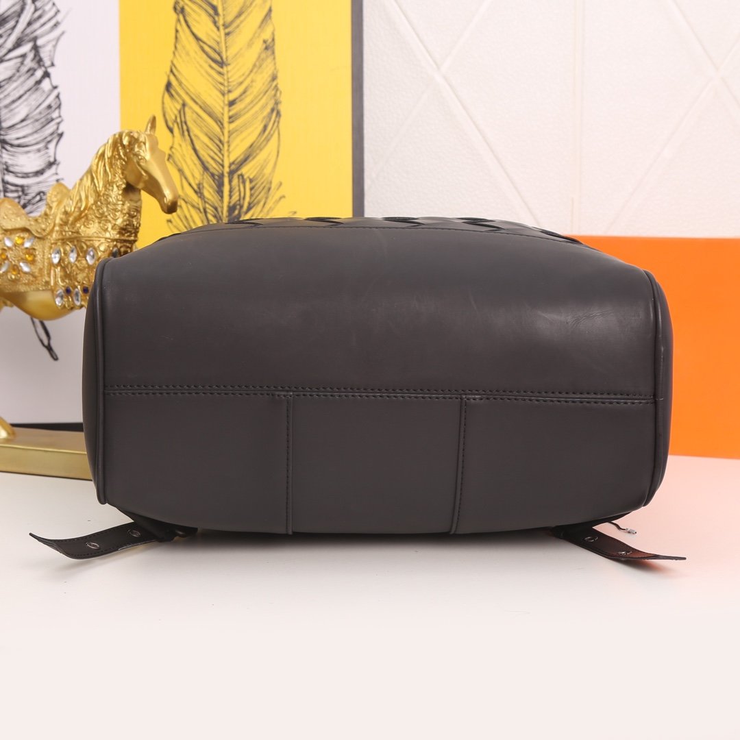 スーパーコピー代引き対応 ボッテガ・ヴェネタ  Bottega Veneta バッグ 実物の写真 N品後払い国内発送送料無料安全必ず届く信用できるサイト
