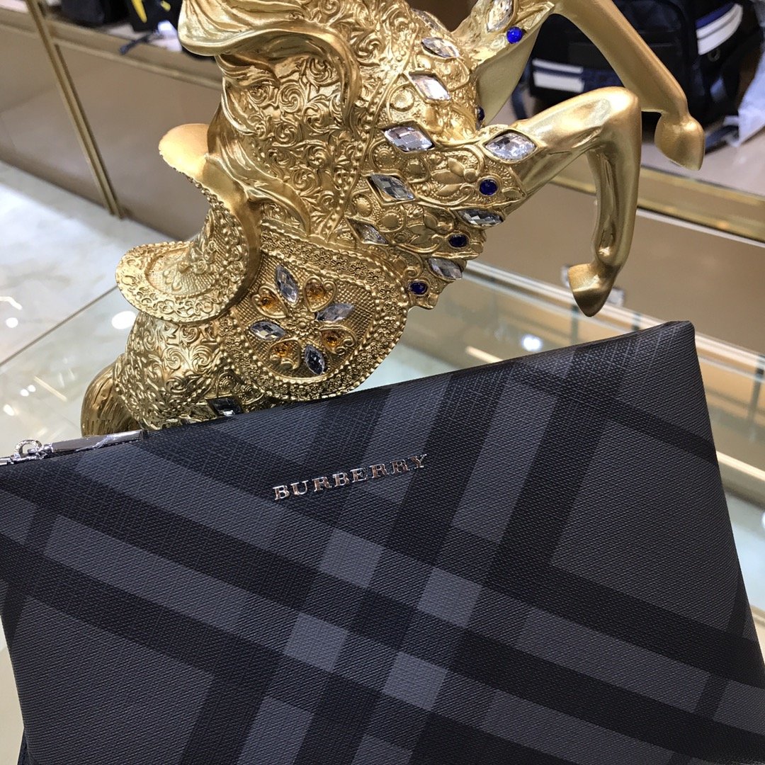 格好良いアイテムBurberry バーバリー 実物の写真スーパーコピーバッグN品代引き対応国内発送後払い安全必ず届く人気サイト