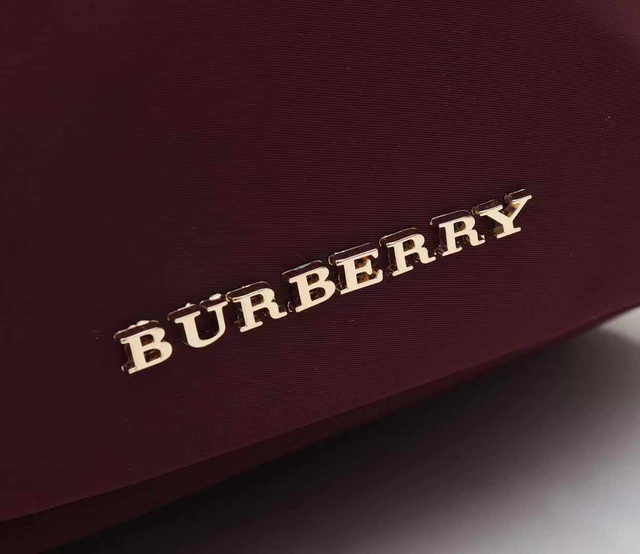 格好良いアイテムBurberry バーバリー 実物の写真スーパーコピーバッグN品代引き対応国内発送後払い安全必ず届く人気サイト