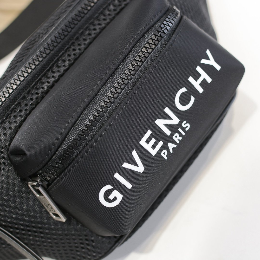 送料無料ジバンシー Givenchy バッグ実物の写真スーパーコピーN品代引き対応国内発送後払い安全必ず届く人気サイト