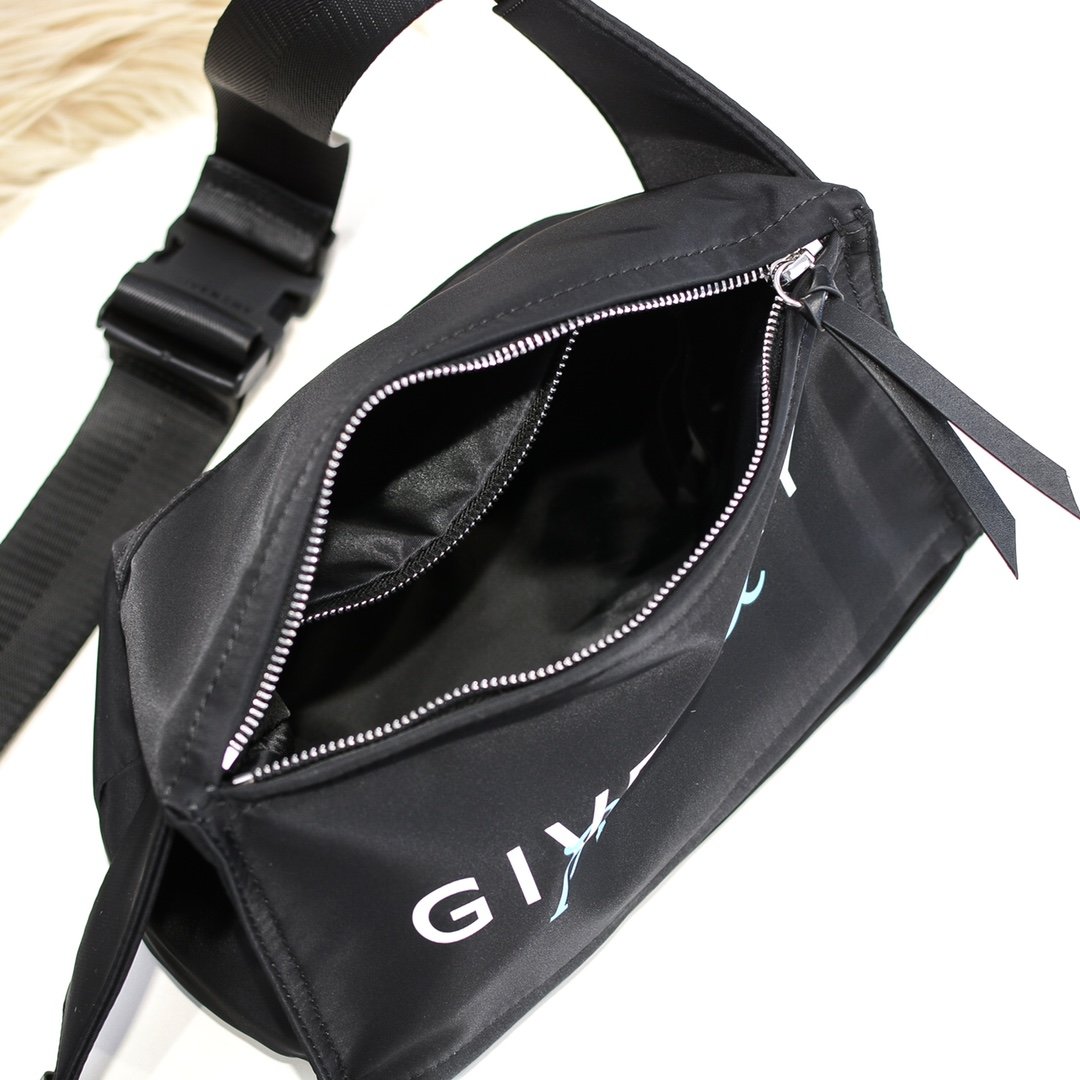 送料無料ジバンシー Givenchy バッグ実物の写真スーパーコピーN品代引き対応国内発送後払い安全必ず届く人気サイト