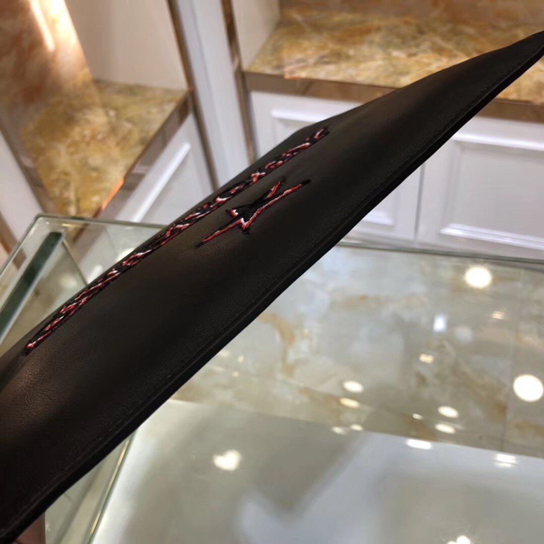 送料無料ジバンシー Givenchy バッグ実物の写真スーパーコピーN品代引き対応国内発送後払い安全必ず届く人気サイト