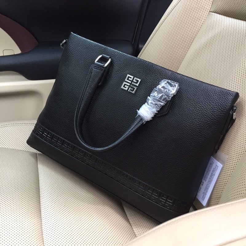 送料無料ジバンシー Givenchy バッグ実物の写真スーパーコピーN品代引き対応国内発送後払い安全必ず届く人気サイト