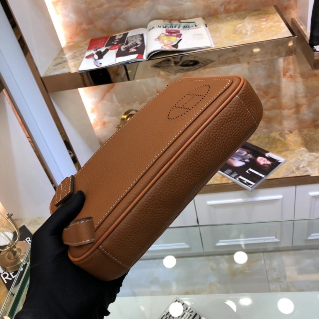 ★安心★追跡付 Hermes エルメス ビジネスバッグ メンズ 実物の写真 スーパーコピーバッグN品代引き対応国内発送後払い送料無料安全必ず届く信用できるサイト