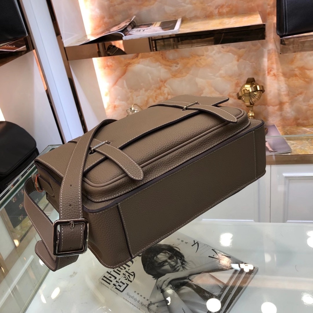 ★安心★追跡付 Hermes エルメス ビジネスバッグ メンズ 実物の写真 スーパーコピーバッグN品代引き対応国内発送後払い送料無料安全必ず届く信用できるサイト