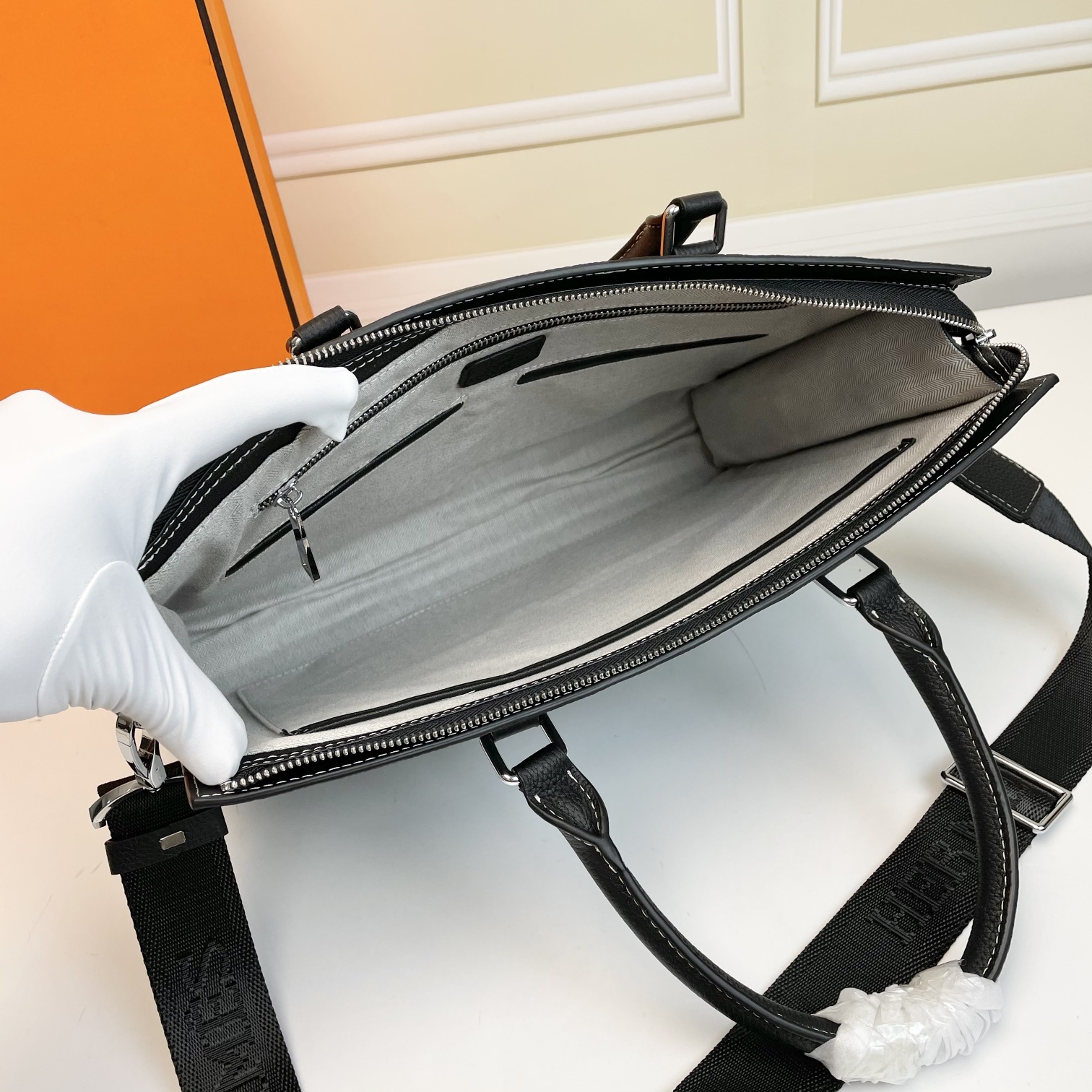 ★安心★追跡付 Hermes エルメス バッグ メンズ 実物の写真 スーパーコピーバッグN品代引き対応国内発送後払い送料無料安全必ず届く信用できるサイト