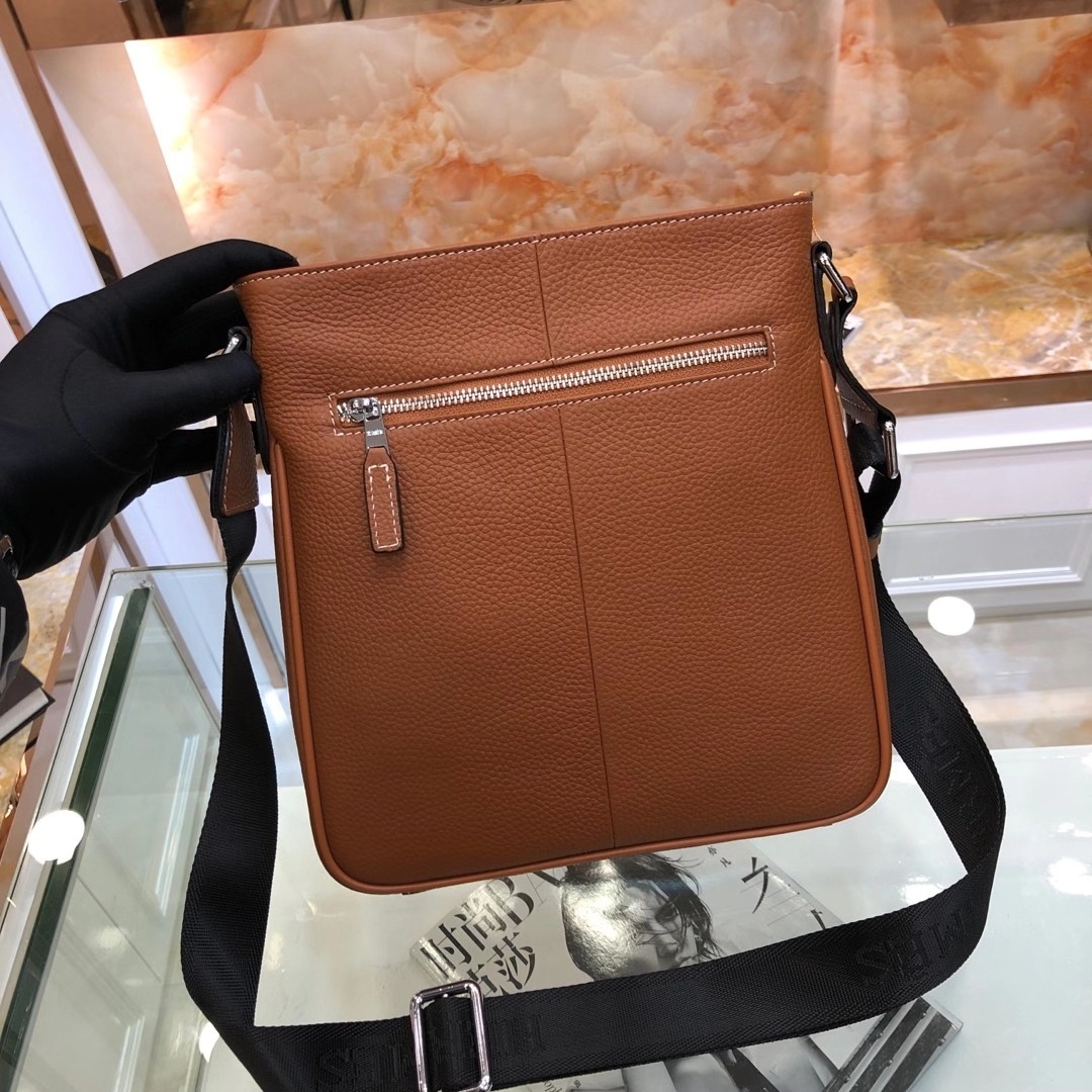 ★安心★追跡付 Hermes エルメス バッグ メンズ 実物の写真 スーパーコピーバッグN品代引き対応国内発送後払い送料無料安全必ず届く信用できるサイト