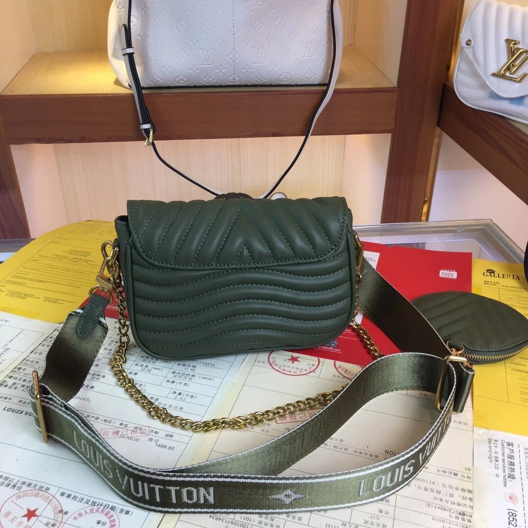 送料無料新入荷ルイヴィトンLouis Vuittonショルダーバッグ スーパーコピー財布代引き可能国内発送後払い安全必ず届く信用できるサイト